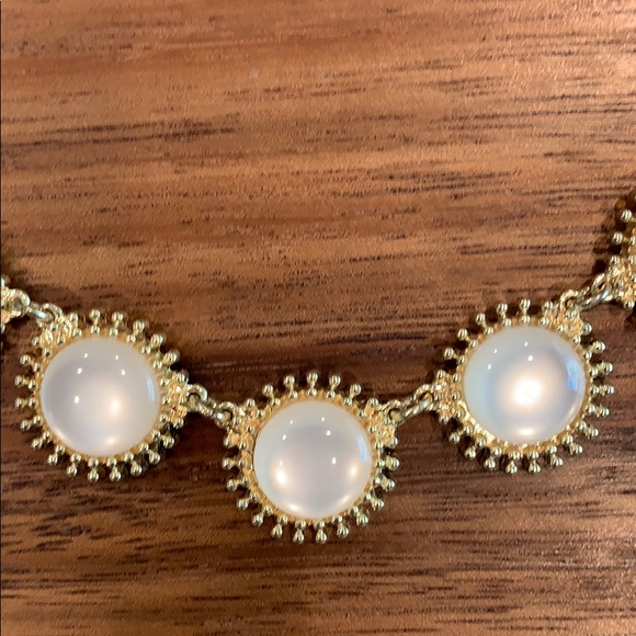 Pearl Like necklace - Picture 2 of 3